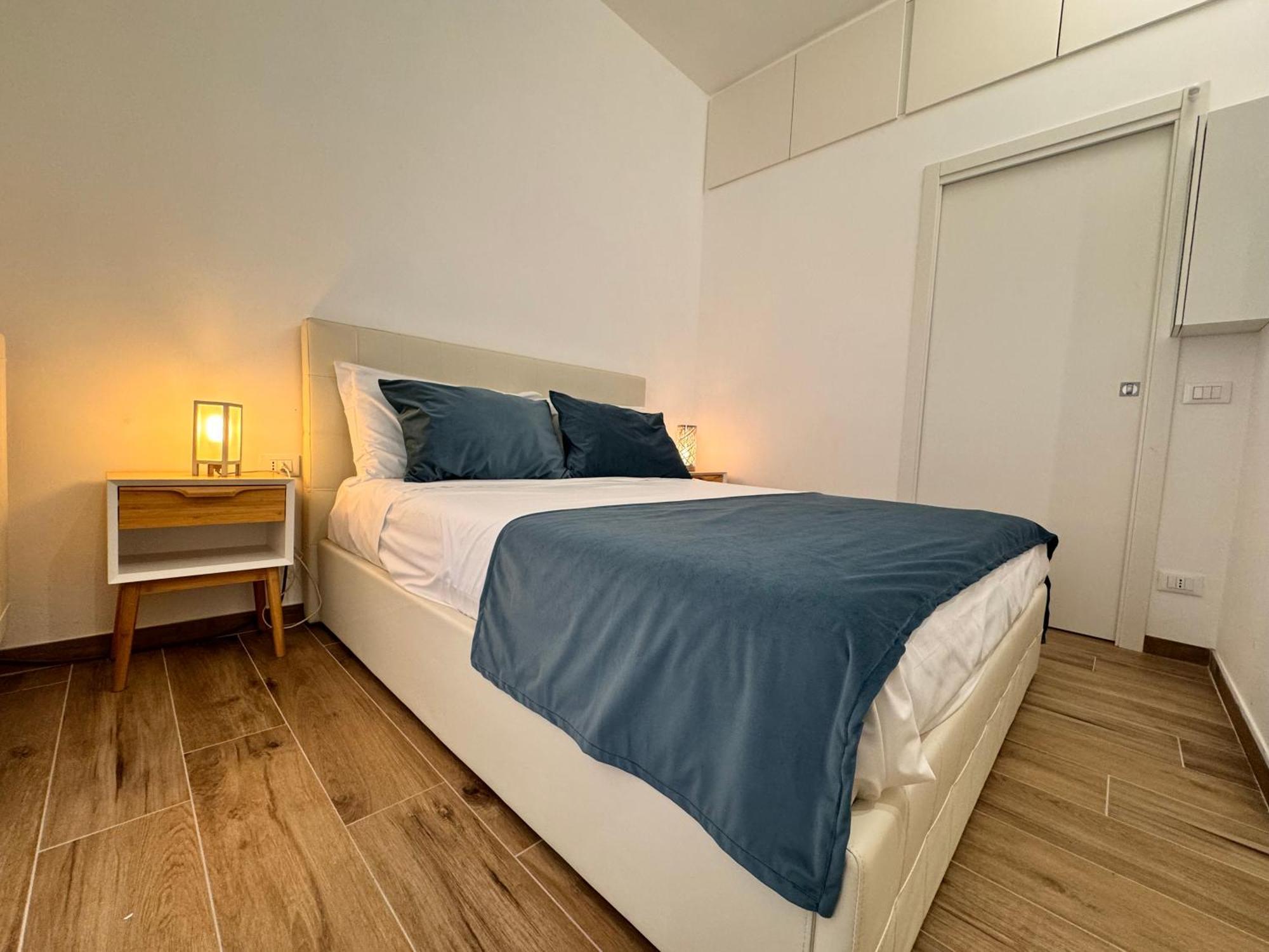 Casa Di Meg Appartamento A Milano Vicino Ai Navigli Luaran gambar